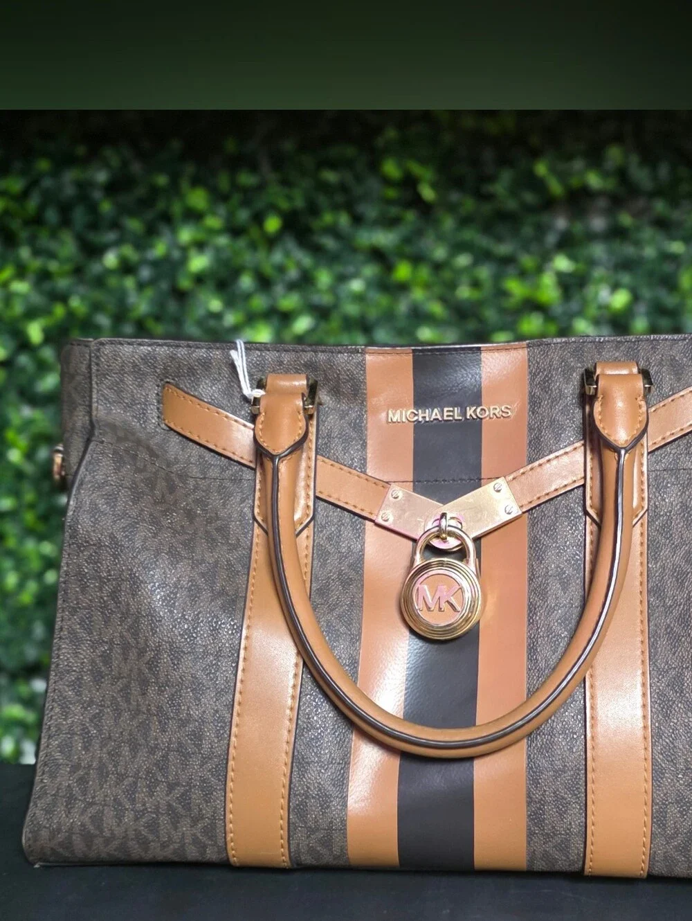 Michael Kors Hamilton Center Stripe MK Signature Logo Satchel Brown Tan Padlock